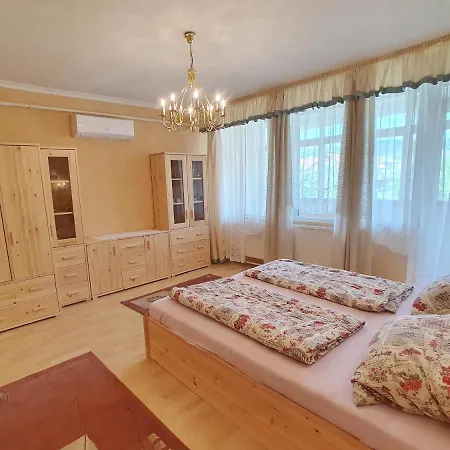Holiday House Fogarasi Hotel Vonyarcvashegy
