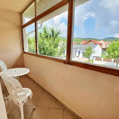 Holiday House Fogarasi Hotel Vonyarcvashegy